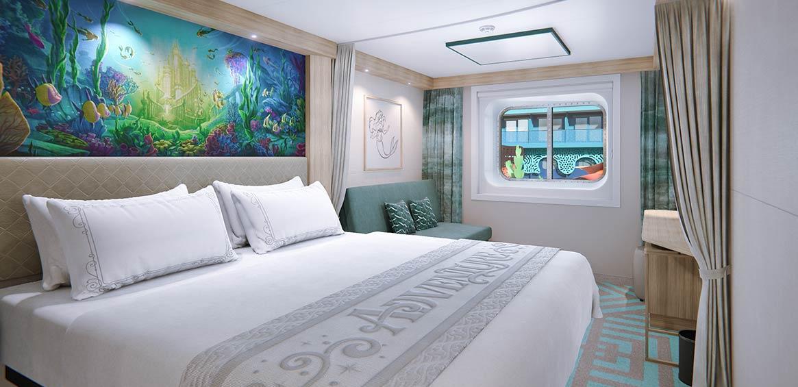 Deluxe Inside Stateroom with Reef View Deluxe Inside Stateroom with Reef View